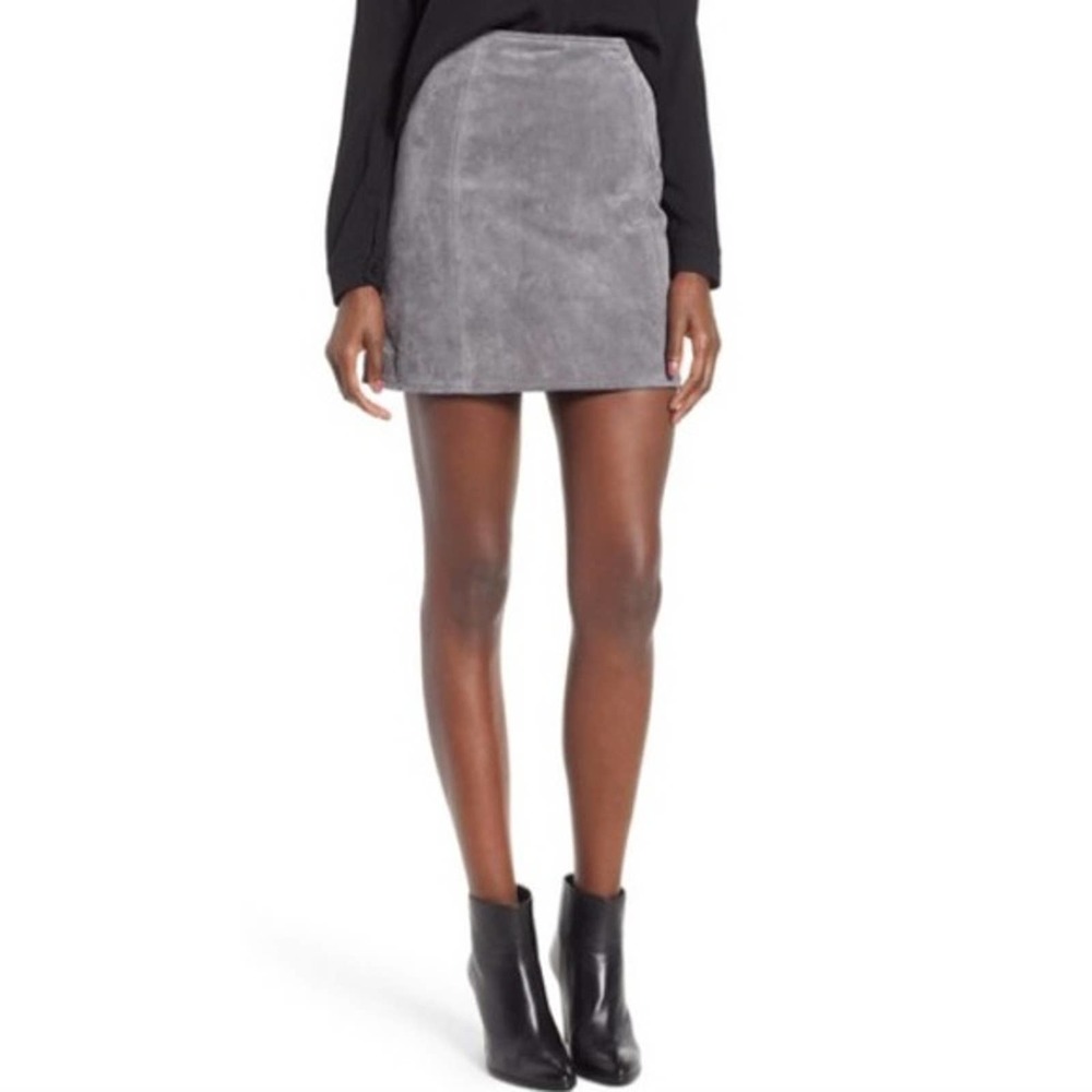 BlankNYC Faux Suede Mini Skirt in Silver Screen Gray Size 27